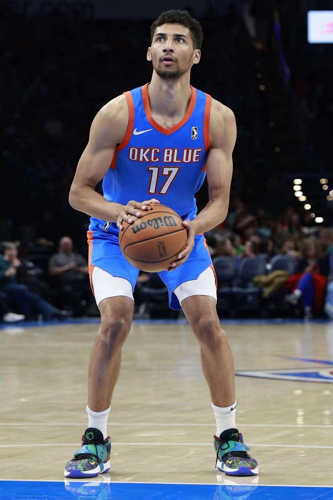 包含雷霆轻取澳大利亚男篮，米切尔惊艳世界的词条