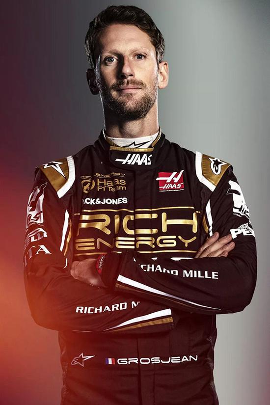 爱游戏APP-哈斯车队横扫梅赛德斯，塞恩斯扛起全队