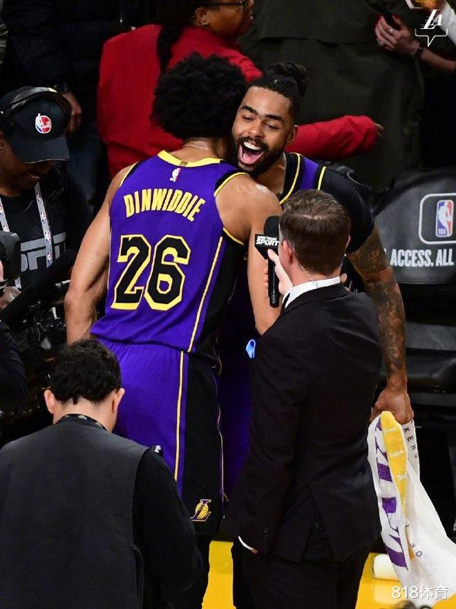 梅赛德斯绝杀红牛二队,拉塞尔带队取胜 梅赛德斯绝杀红牛二队,拉塞尔带队取胜