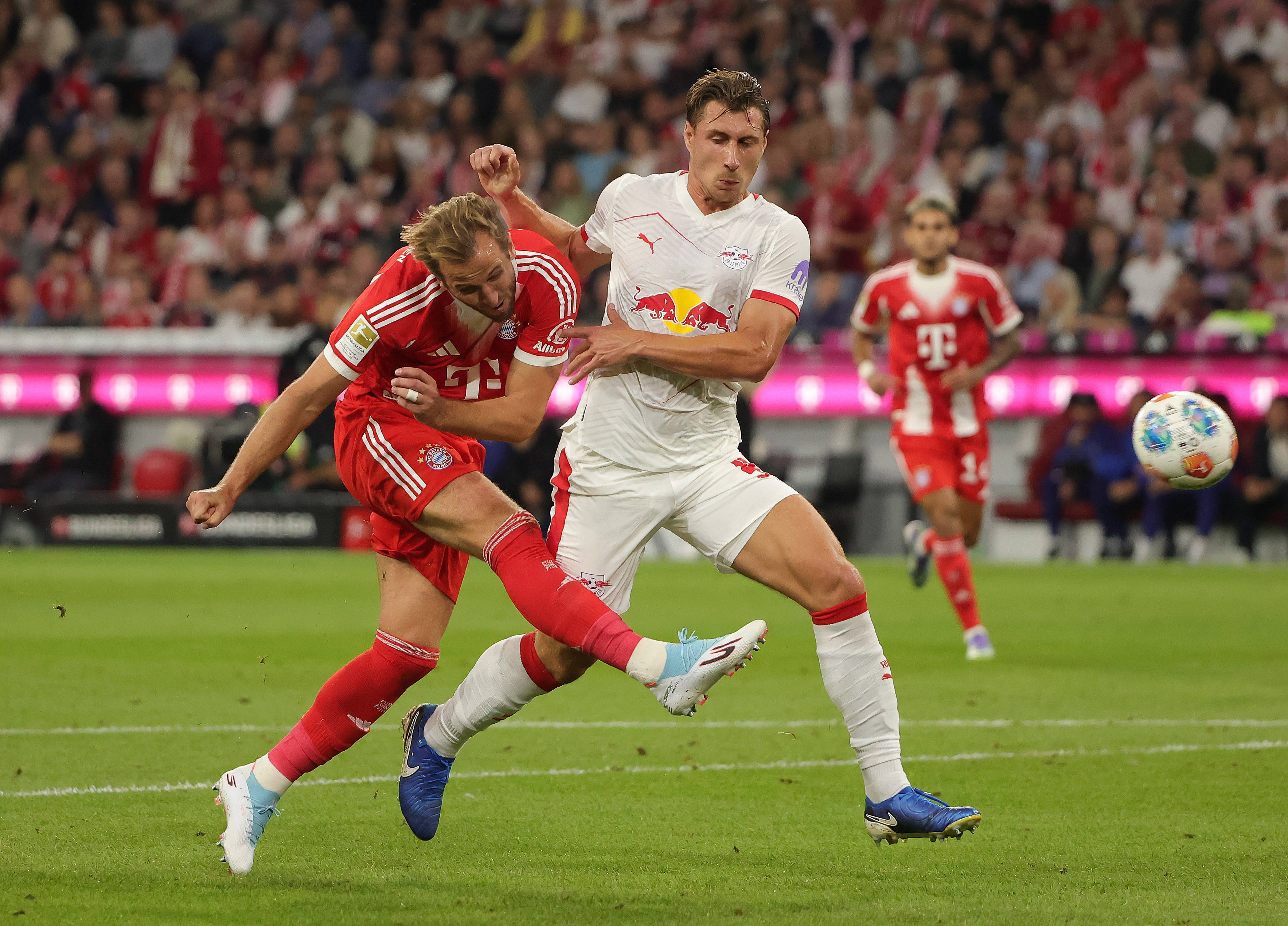 爱游戏大厅-拜仁绝杀瑞典，拉什福德带队取胜