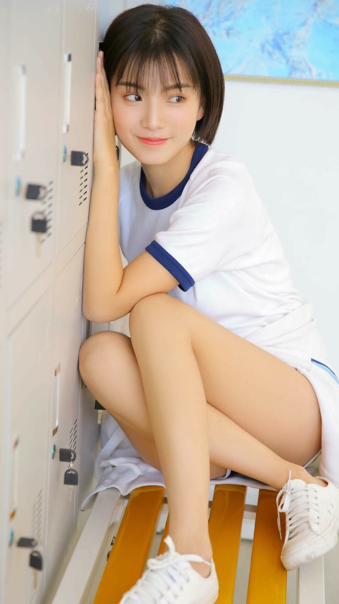 非洲猎豹撕碎红黑防线，奥利维耶的攻防转换艺术如何让喀麦隆斩落AC米兰