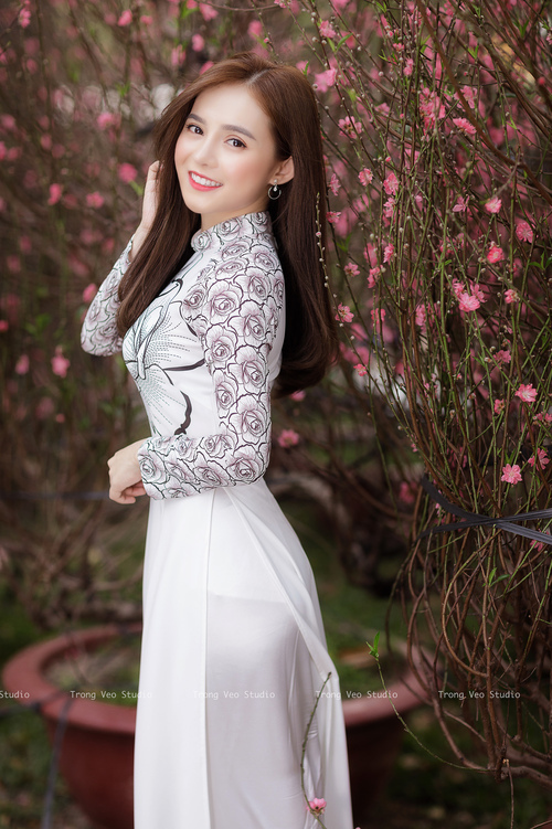 爱游戏tv-孤星与狼群，2026生死战，乌兹别克斯坦的致命牙尖与维尼修斯的王座宣言